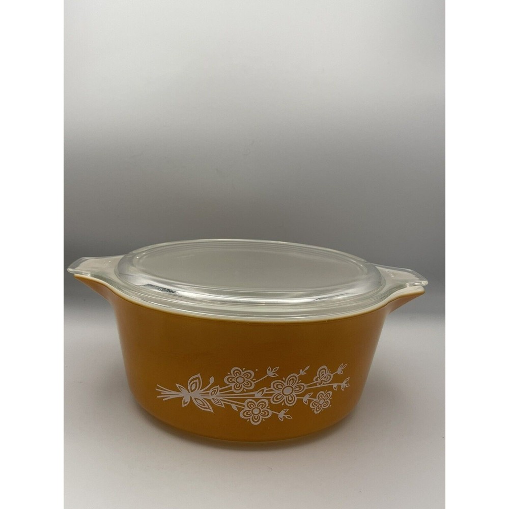 Vintage 70s PYREX 475-B Butterfly Gold  2.5 QT Casserole Dish W/ Glass Lid